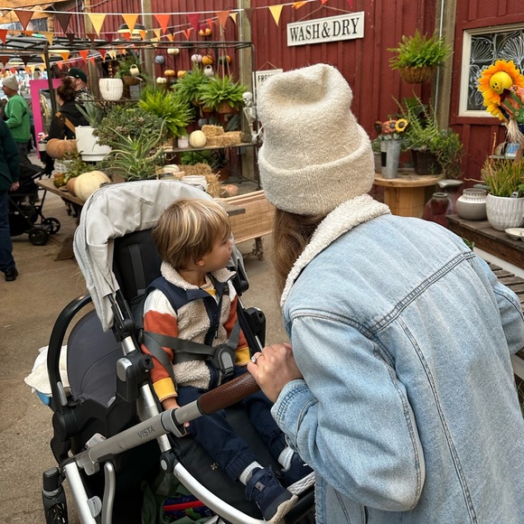 Meet your Posher, Victoria - Picture 8 of 8